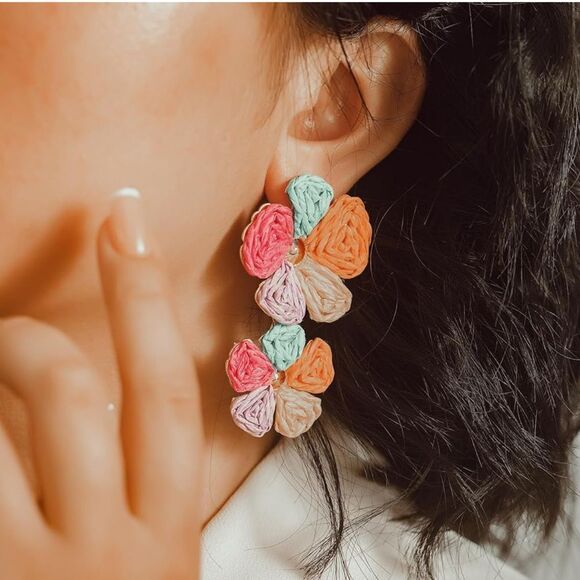 Flower Drop Earrings Floral Raffia Boho Statement Dangle Trendy Cute Earrings - Picture 2 of 9